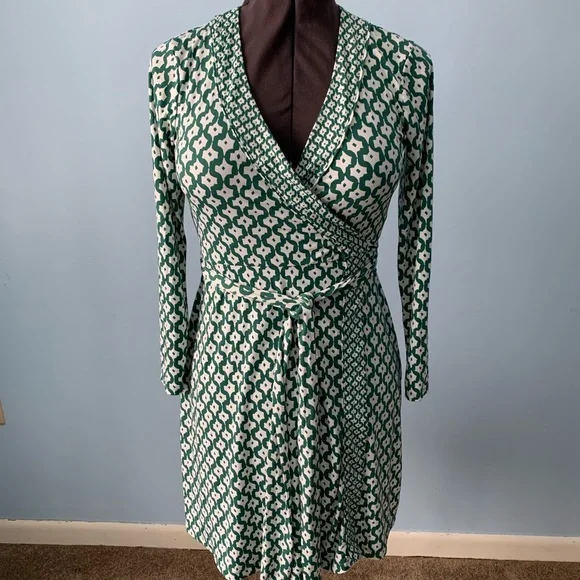 banana republic green and white dress Banana Republic Steel Blue, Charcoal, White Floral Sleeveless Dress Wo –  MSU Surplus Store main image 0